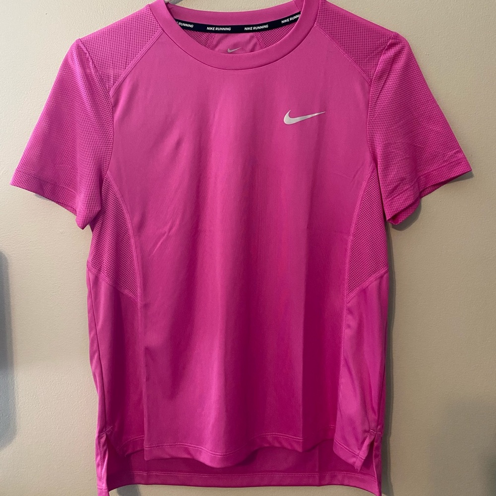 NIKE DRI-FIT RUNNING SHIRT